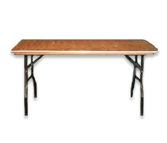 houten tafels huren
